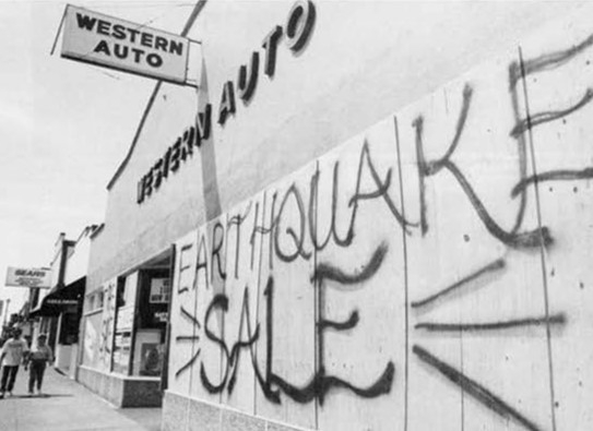 Damage to a building in Fortuna after the earthquake struck the region