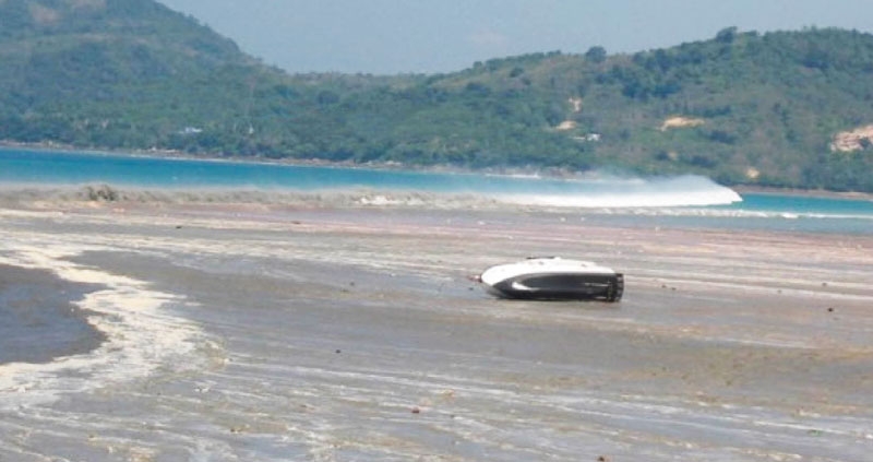 Over turned boat on the beach